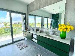 Villa Skyline – Thumbnail 58